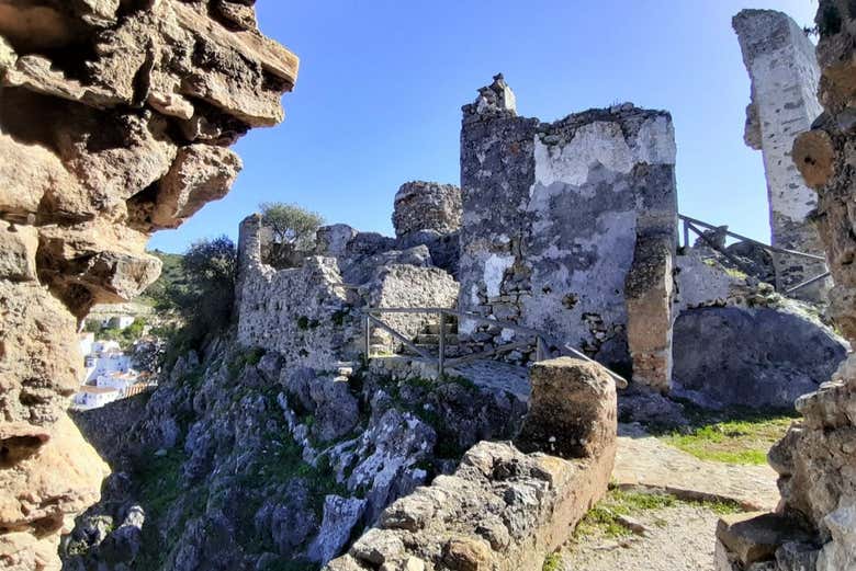 Conhecendo o castelo de Casares