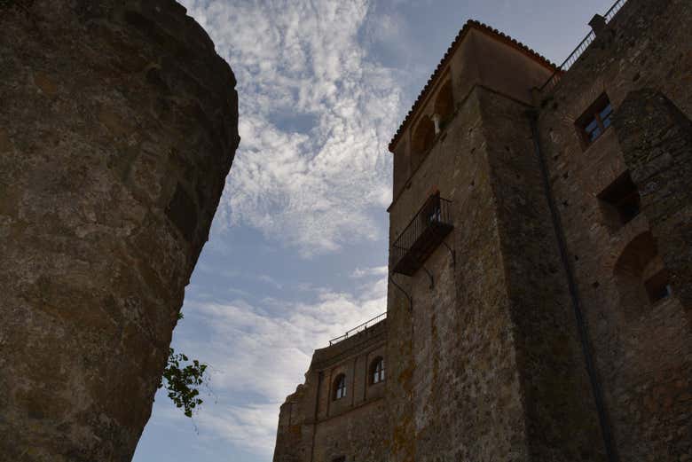 Fachada de la Villa Fortaleza de Castellar de la Frontera