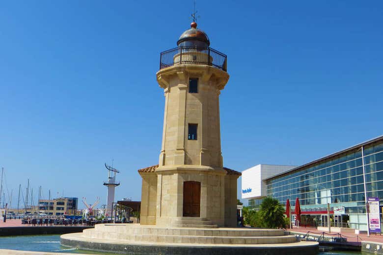 Grau de Castelló Lighthouse
