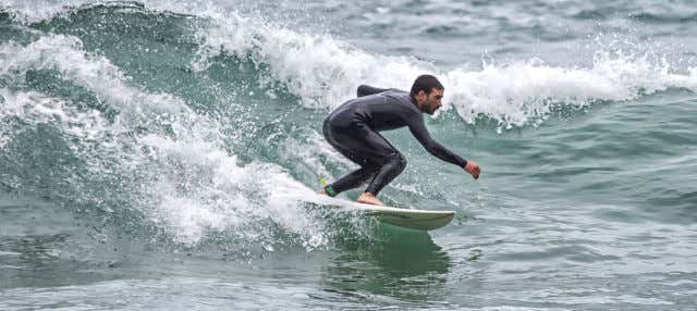 Curso de surf en Celorio