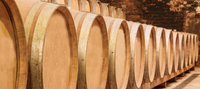Visita a Bodegas Riojanas con degustación de vino