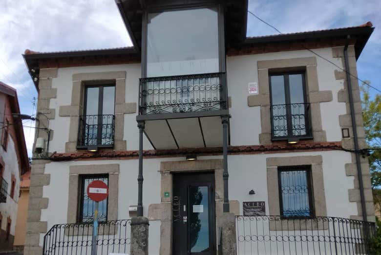 Disfrutando de la visita guiada por Cercedilla