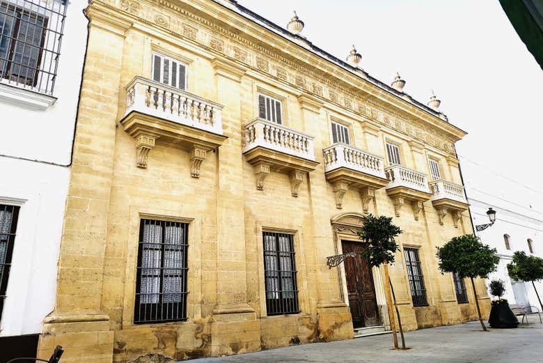 Palacete del conde de las Cinco Torres