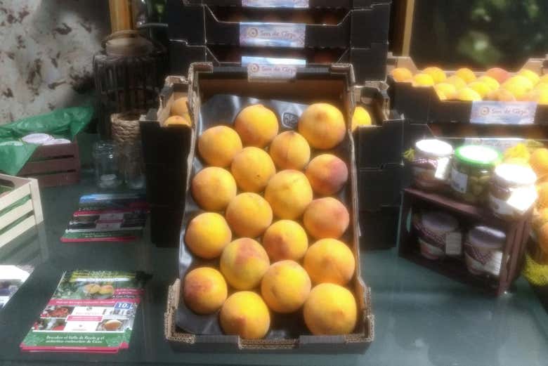 Caja de melocotones de Cieza