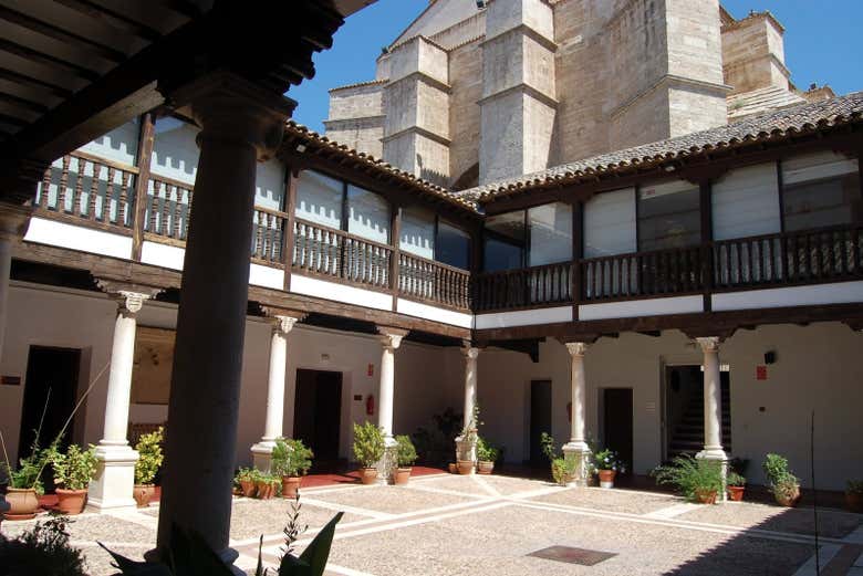 Patio del Museo Municipal López-Villa Señor