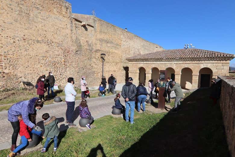 Visitando o Sistema Solar a Escala