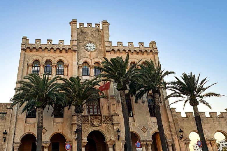 Exploraremos el casco antiguo de Ciudadela