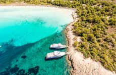 Paseo en barco por las calas del sur de Menorca