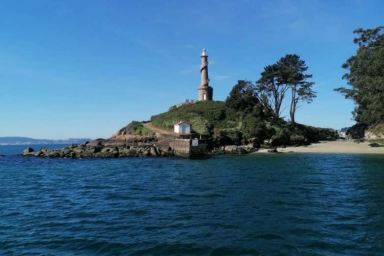 Phare de l'île de Tambo