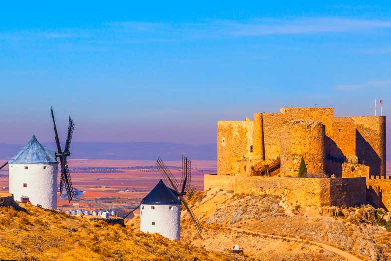 Private tour of Consuegra