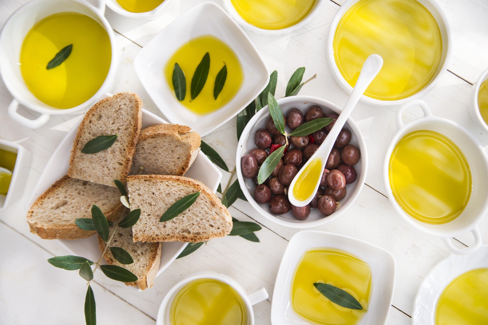 Degustazione di olio d'oliva e colazione tipica