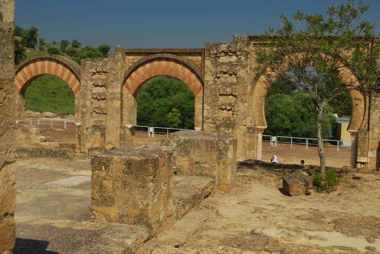 Los arcos del yacimiento arqueológico