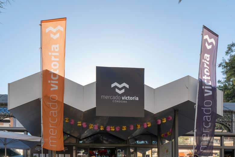 Acercándonos al mercado de la Victoria