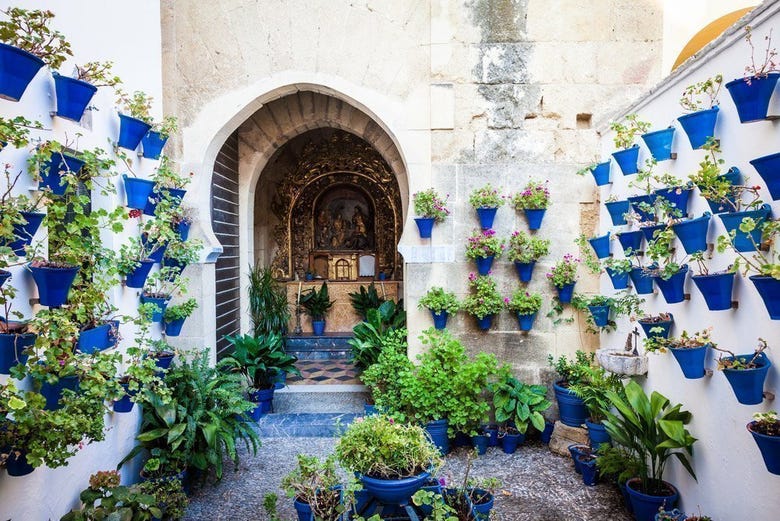 The city's courtyards are based on ancient traditions