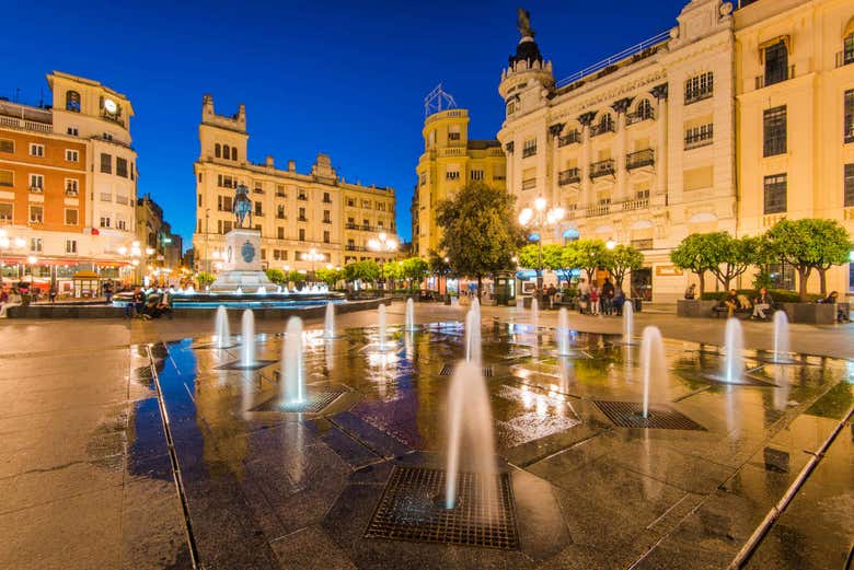 Place de las Tendillas de Cordoue la nuit