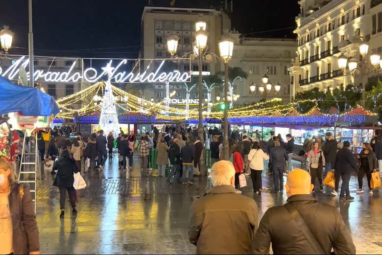Mercado navideño en la Plaza de las Tendillas