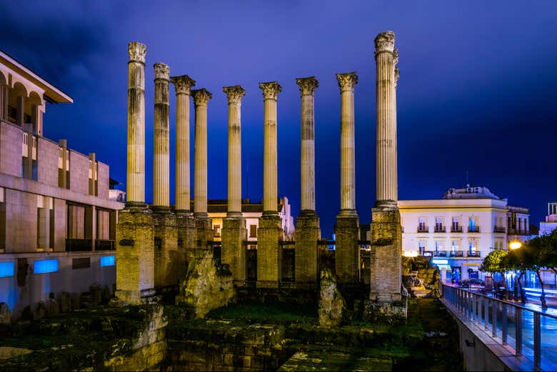 Descubriremos los orígenes de la fiesta junto al Templo Romano