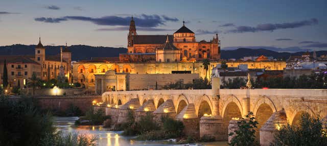 Paseo por Córdoba al anochecer