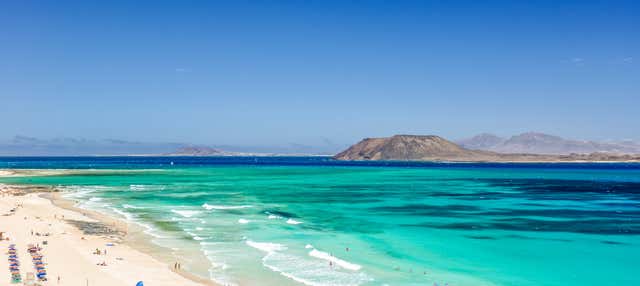 Ferry a isla de Lobos + Snorkel desde Corralejo 