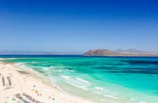 Ferry pour l'île de Lobos + Snorkeling depuis Corralejo