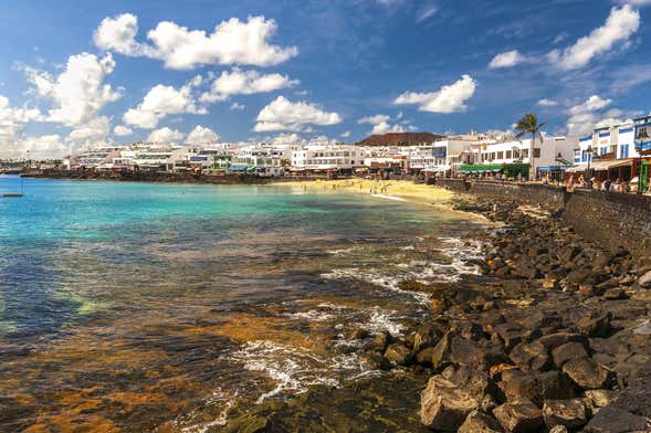 Lanzarote por libre en ferry desde Corralejo