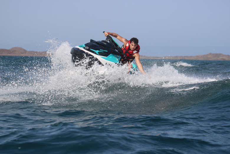 A tutta velocità lungo la costa di Corralejo