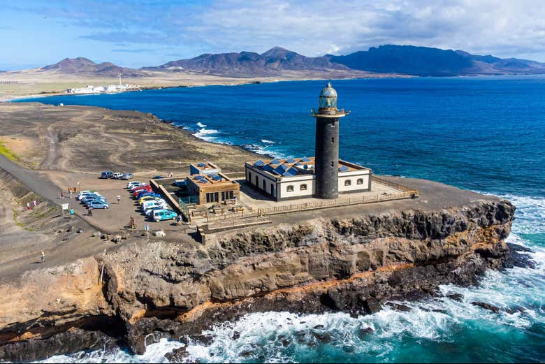 Haremos una parada en el faro de Punta Jandía