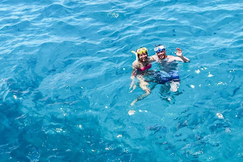 Snorkel na Ilha de Lobos: águas cristalinas e vida marinha