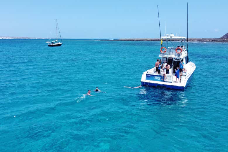 Snorkel in La Concha Beach