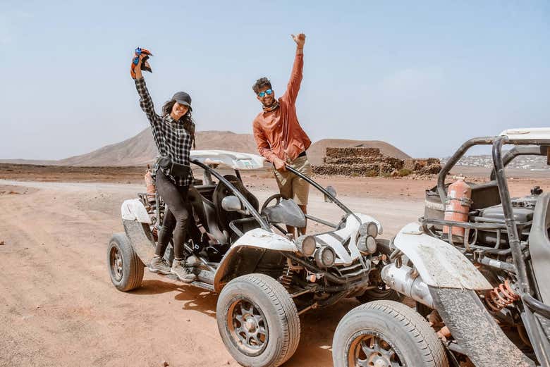 Parajes volcánicos durante la ruta en buggy por Fuerteventura