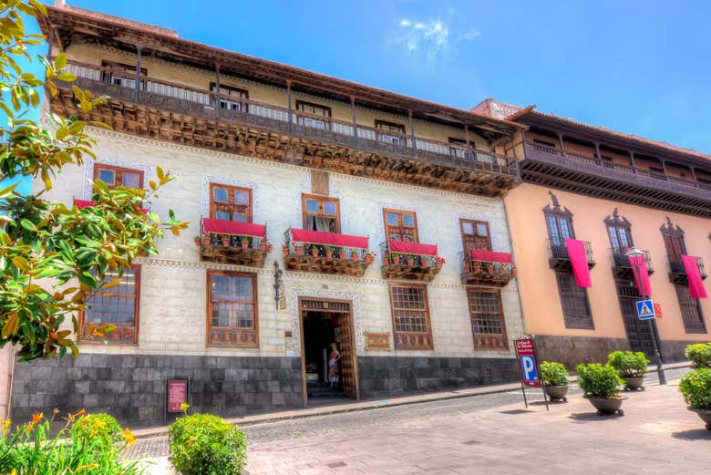 Fachada de la Casa de los Balcones de La Orotava