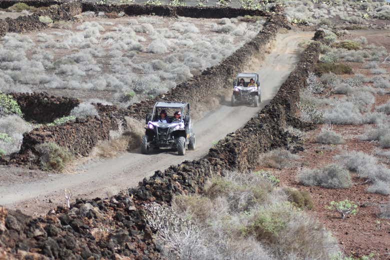 Desfrutando do tour de buggy por Lanzarote