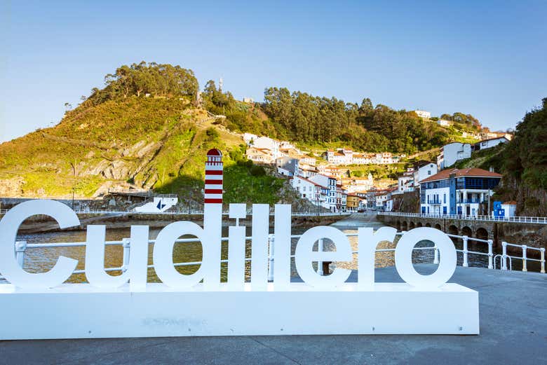 Letrero de Cudillero