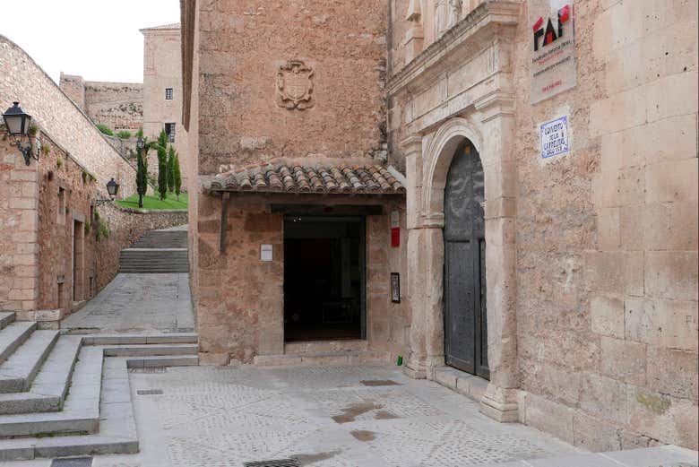 Entrada da Fundación Antonio Pérez