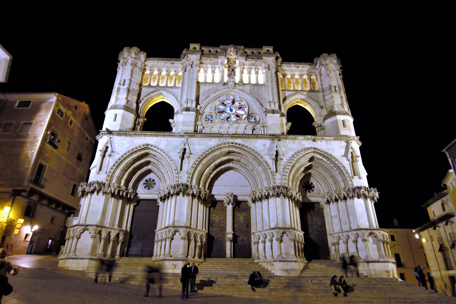 Tour nocturno por la catedral de Cuenca