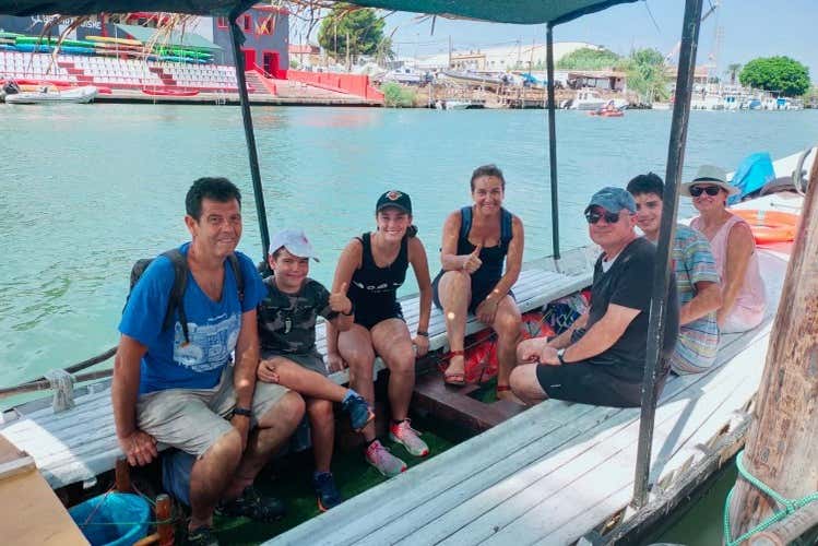Durante el paseo en barca por el río Júcar