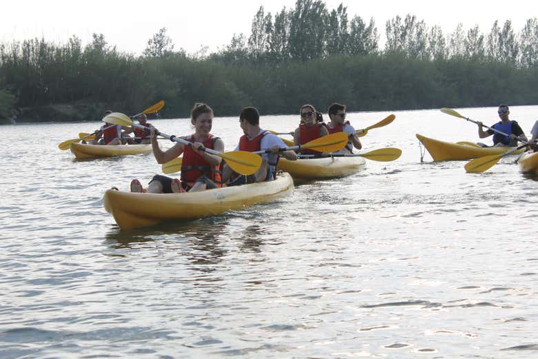 Group photo with the kayaks
