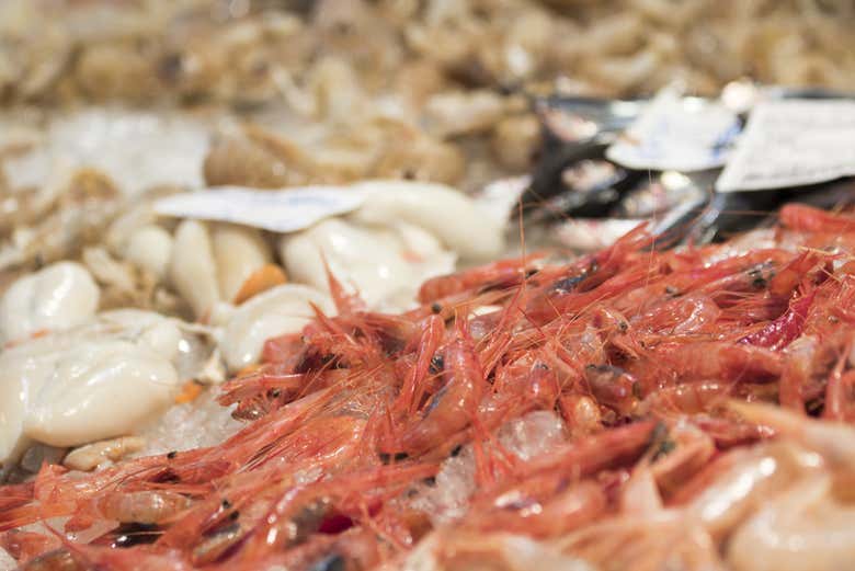 Puesto de gambas rojas en Denia