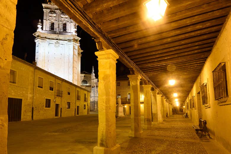 Desfrutando do tour noturno por El Burgo de Osma