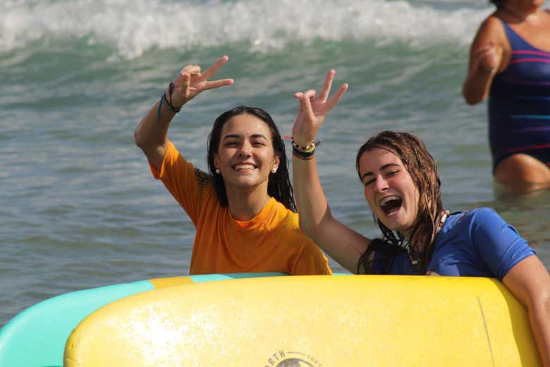 Durante o curso de surfe