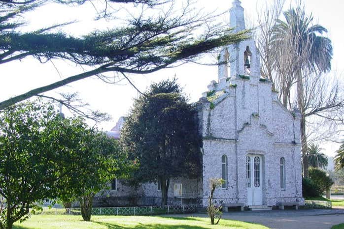Edificios religiosos en El Grove