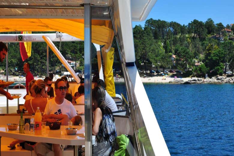 En el restaurante de a bordo