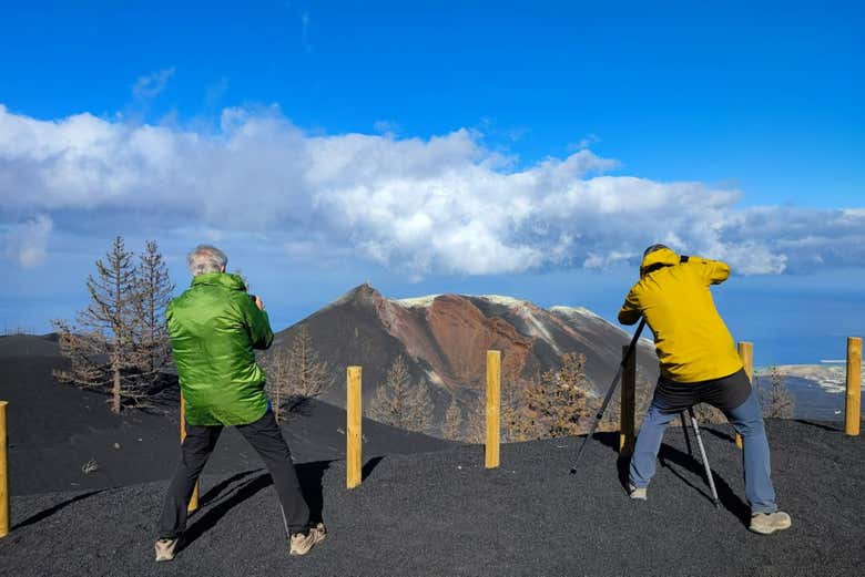 Le point de vue le plus proche du cratère du volcan