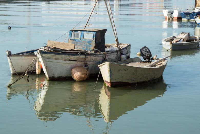Locals fishing in El Puerto de Santa María
