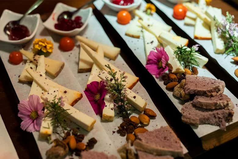 Degustazione di vino e formaggio