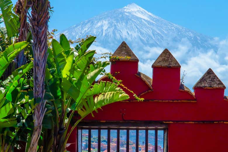 El Teide nevado, visto desde la Casa del Vino