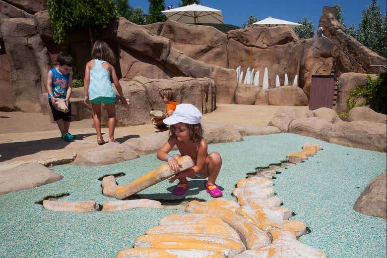 As crianças aprenderão brincando no parque El Barranco Perdido