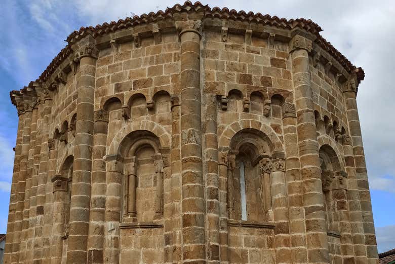 Découvrez l'église San Lorenzo, à Vallejo de Mena