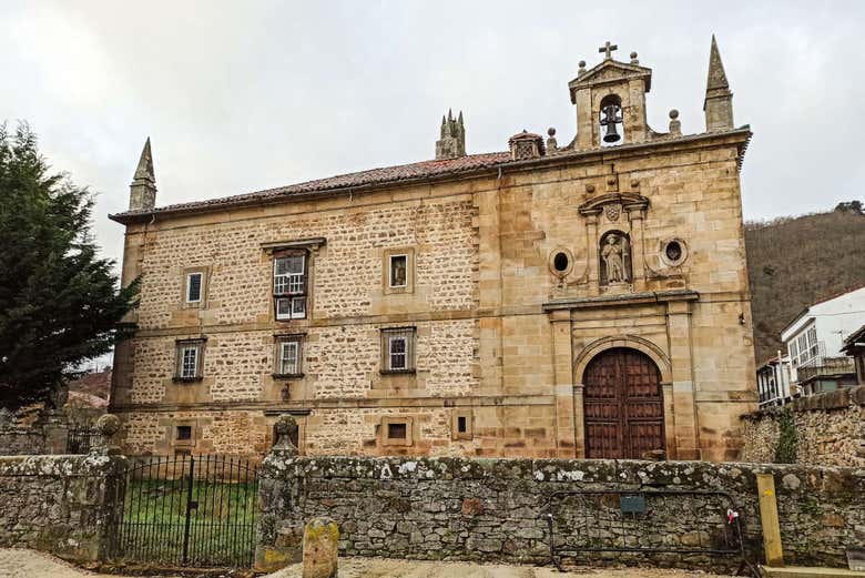 Palacio de los Marqueses de las Cuevas de Velasco