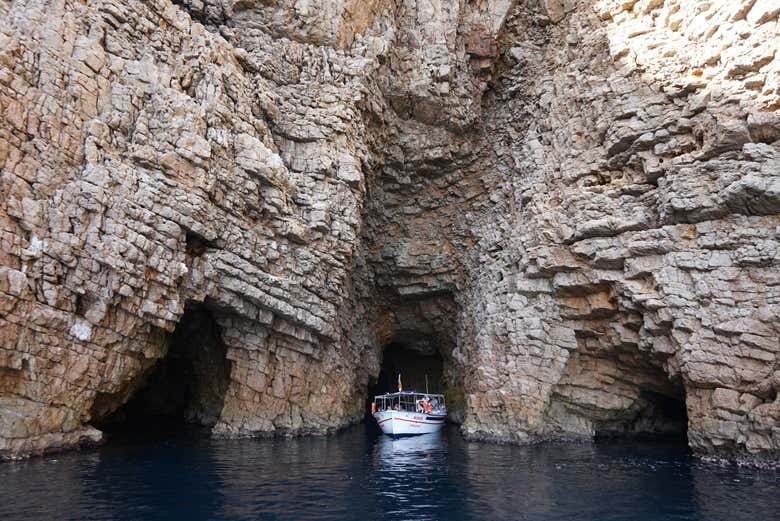 Discover the legendary Foradada Rock